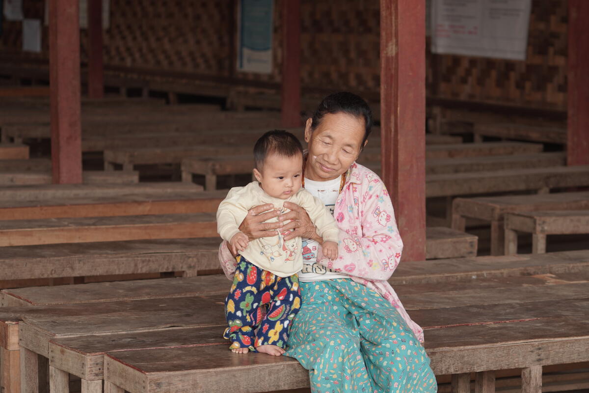 Maina KBC is one of the largest IDP camps in Kachin State. As the resumed armed conflict in Kachin marks a decade in 2021, relief assistance from WFP remains a lifeline for IDPs from Maina KBC and other camps across the state.

Affected by conflict, Kachin State has a large poverty gap and high prevalence of stunting in children under five.