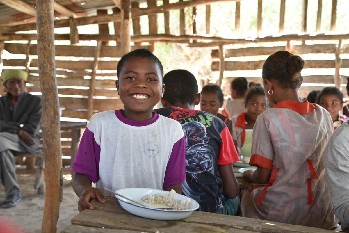 student eating lunch in classroom