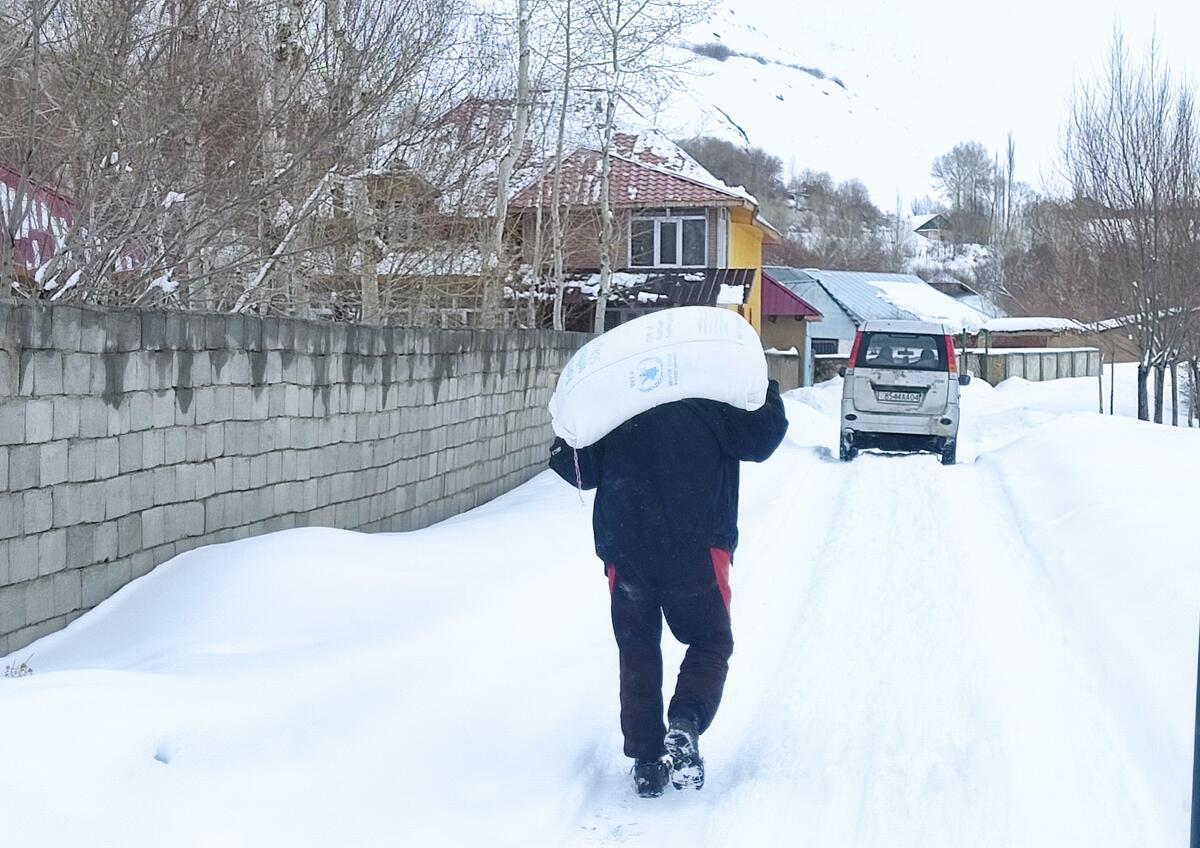 Tajikistan, Gorno-Badakhshan Autonomous Province (GBAO), 22 February 2021

In the photo: WFP food distribution to vulnerable families in GBAO, Tajikistan