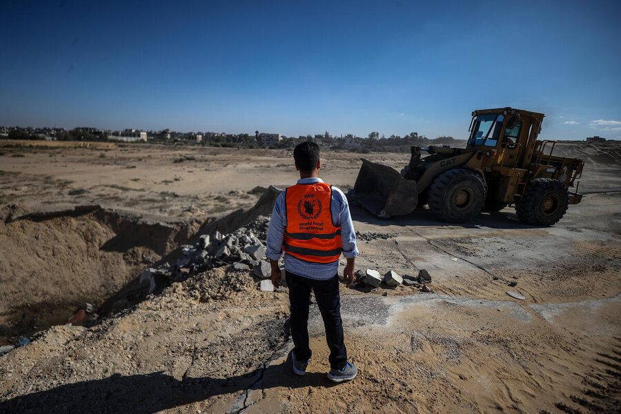 WFP repairs roads in Gaza