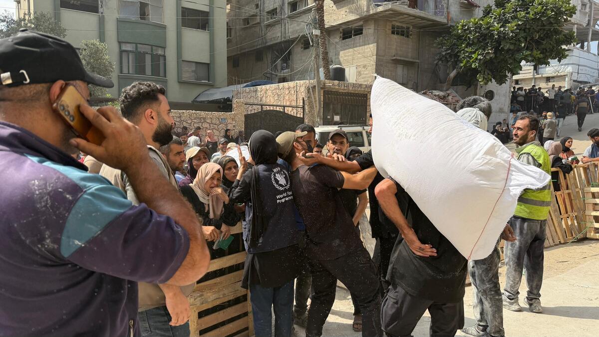 Food distributions in Gaza